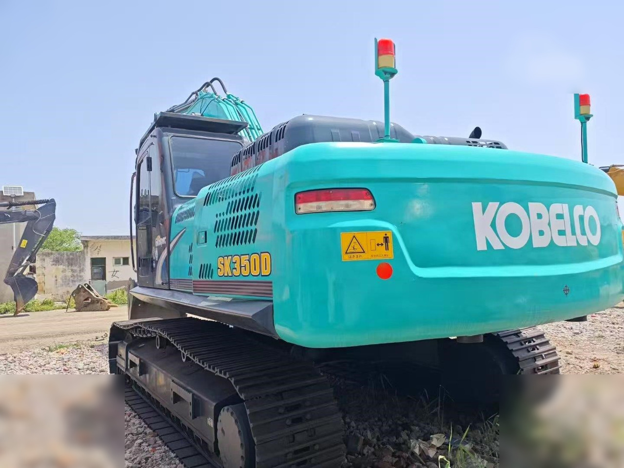 KOBELCO SK350D - حفار زاحف: صورة 2 KOBELCO SK350D - حفار زاحف: صورة 2