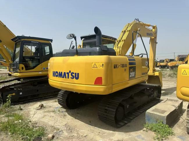 KOMATSU 200-8 - حفار ذو عجلات: صورة 4 KOMATSU 200-8 - حفار ذو عجلات: صورة 4