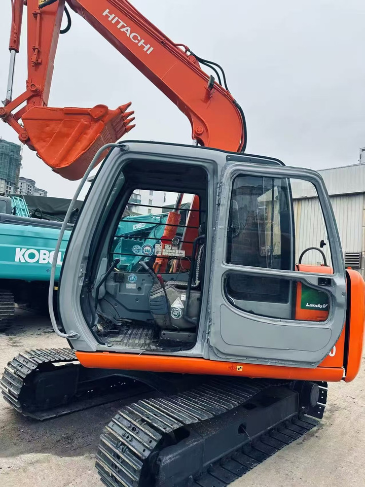 KOMATSU EX60 - حفار زاحف: صورة 5 KOMATSU EX60 - حفار زاحف: صورة 5