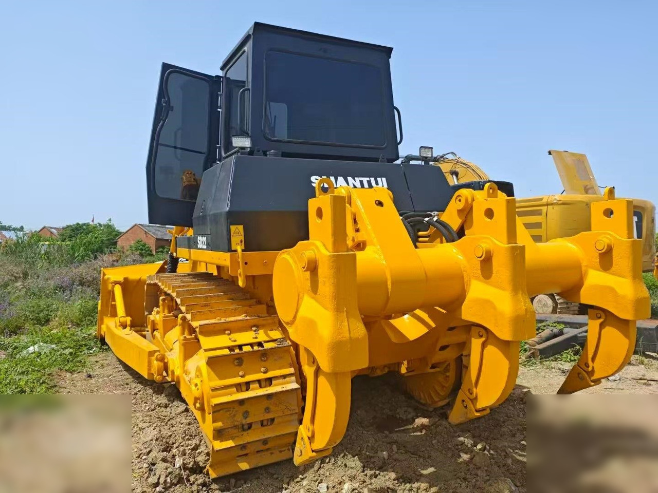 SHANTUI SD22 - بلدوزر: صورة 1 SHANTUI SD22 - بلدوزر: صورة 1