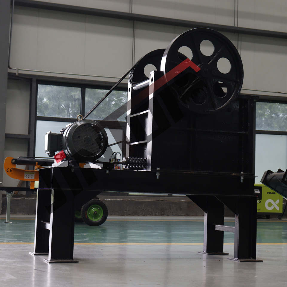 New Electric Jaw Crusher - كسارة فكية: صورة 4 New Electric Jaw Crusher - كسارة فكية: صورة 4