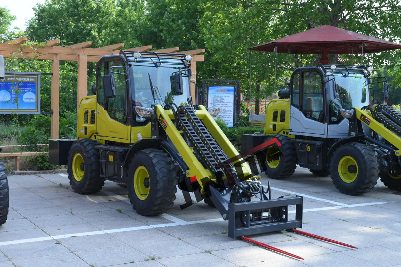 Telescopic Wheel Loader with cabin - جرافة ذات عجلات تلسكوبية: صورة 4 Telescopic Wheel Loader with cabin - جرافة ذات عجلات تلسكوبية: صورة 4