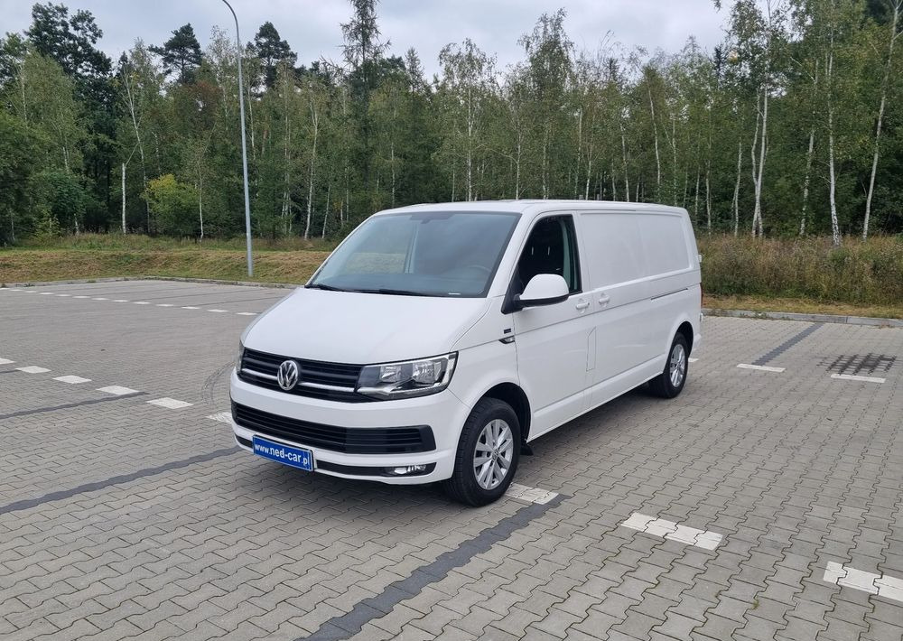 Volkswagen Transporter - فان المدمجة: صورة 1 Volkswagen Transporter - فان المدمجة: صورة 1