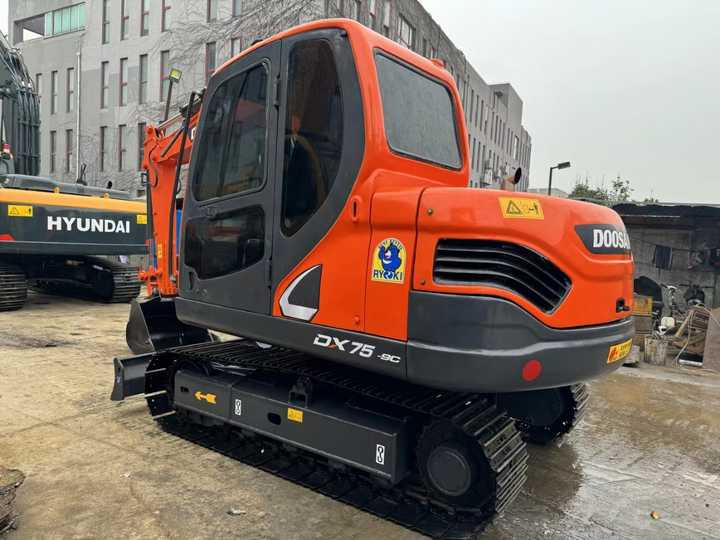 Certified Used Doosan DX75 Mini Excavator | Low Hours, Full Service History | Global Shipping Available - حفار صغير: صورة 5 Certified Used Doosan DX75 Mini Excavator | Low Hours, Full Service History | Global Shipping Available - حفار صغير: صورة 5