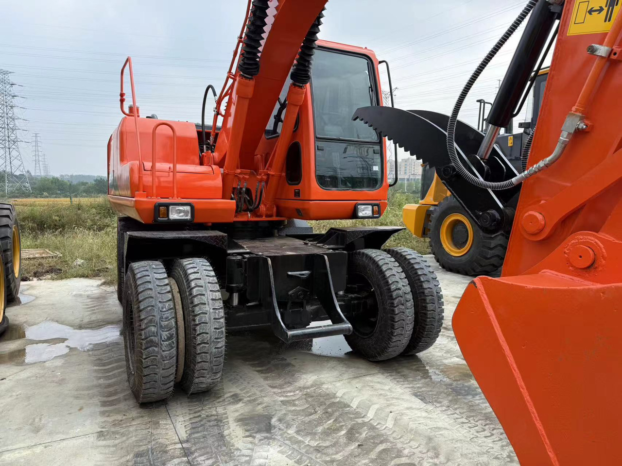 DOOSAN Good Condition Original Doosan DH150w-7 Wheel Excavator 15 Tons Used Doosan Dh150w-7 Excavator Used Wheel Excavator for Sale - حفار ذو عجلات: صورة 5 DOOSAN Good Condition Original Doosan DH150w-7 Wheel Excavator 15 Tons Used Doosan Dh150w-7 Excavator Used Wheel Excavator for Sale - حفار ذو عجلات: صورة 5
