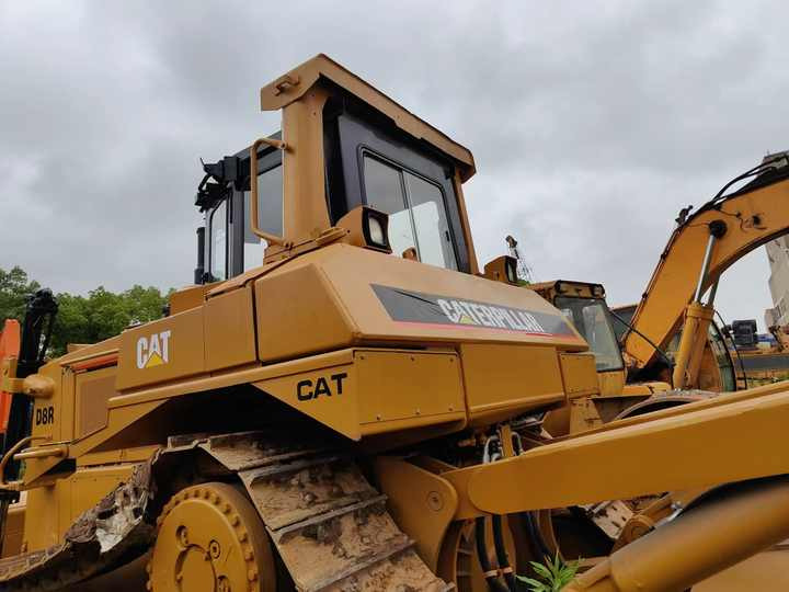 Good Quality Used Bulldozer Construction Used CAT D8R Bulldozers Crawler Caterpillar Machinery CAT D8R Used Bulldozers - بلدوزر: صورة 2 Good Quality Used Bulldozer Construction Used CAT D8R Bulldozers Crawler Caterpillar Machinery CAT D8R Used Bulldozers - بلدوزر: صورة 2