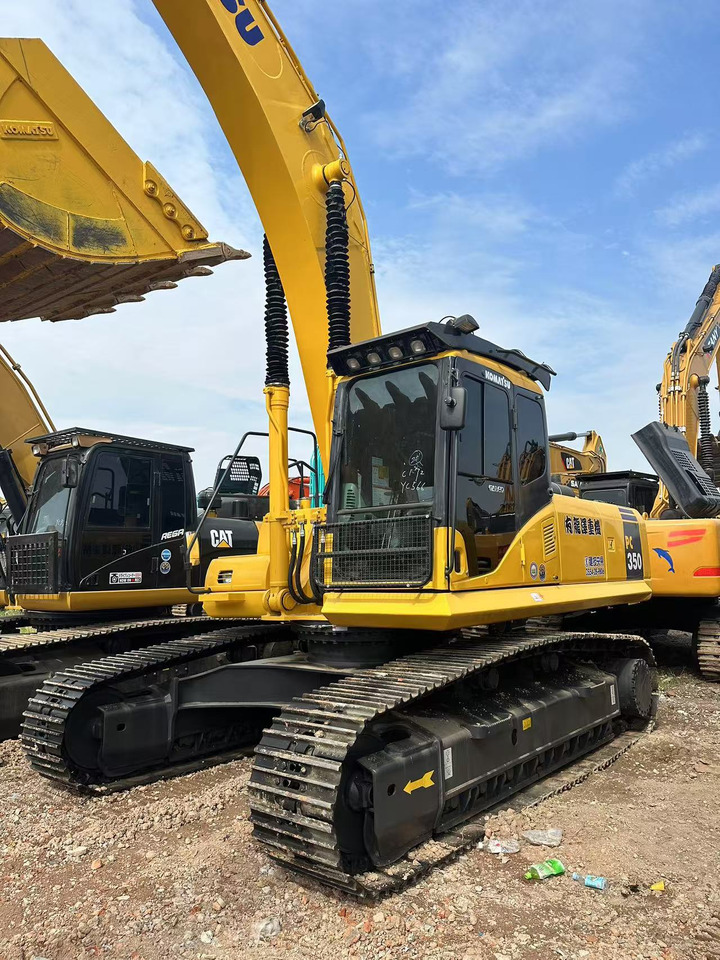 KOMATSU Crawler excavator Low Price Used Construction Machinery Komatsu PC350-7 Hydraulic Excavator for Earthmoving and Construction Site Hot Sale - حفار زاحف: صورة 1 KOMATSU Crawler excavator Low Price Used Construction Machinery Komatsu PC350-7 Hydraulic Excavator for Earthmoving and Construction Site Hot Sale - حفار زاحف: صورة 1