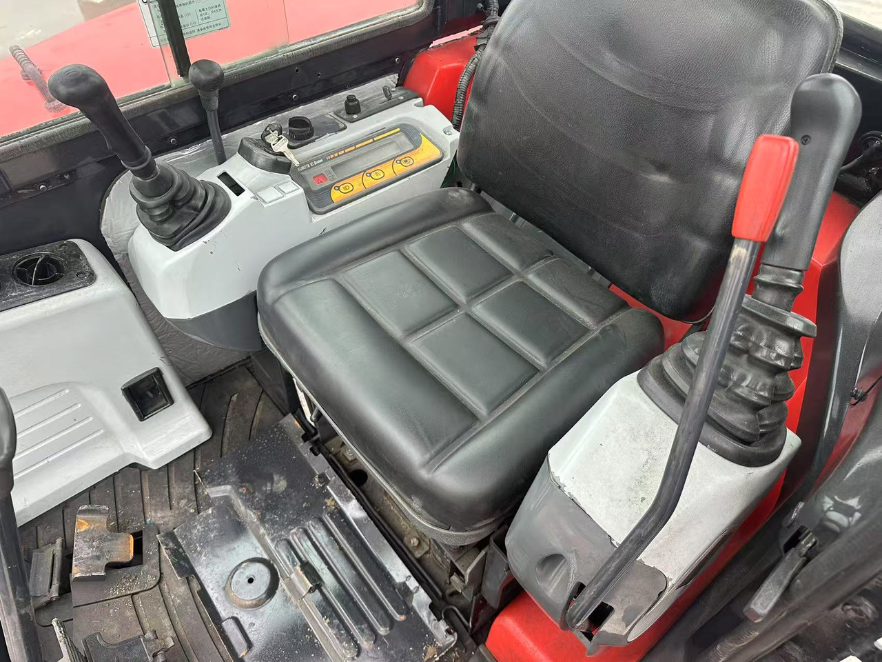 حفار صغير للبيع  KUBOTA U55 [ Copy ]: صورة 11