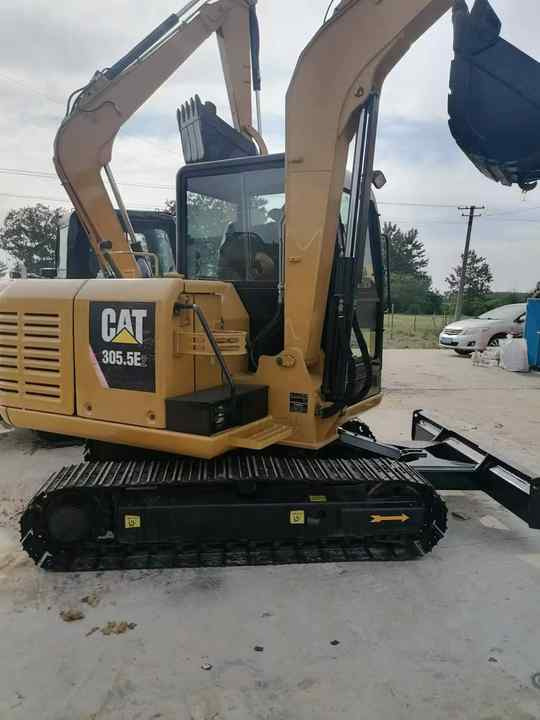 Used CAT 305.5E 5T Second Hand Japan Original MINI Excavator Mining Construction Excavators Hot Sale 306 307 308 Small Mini 6t - حفار صغير: صورة 3 Used CAT 305.5E 5T Second Hand Japan Original MINI Excavator Mining Construction Excavators Hot Sale 306 307 308 Small Mini 6t - حفار صغير: صورة 3