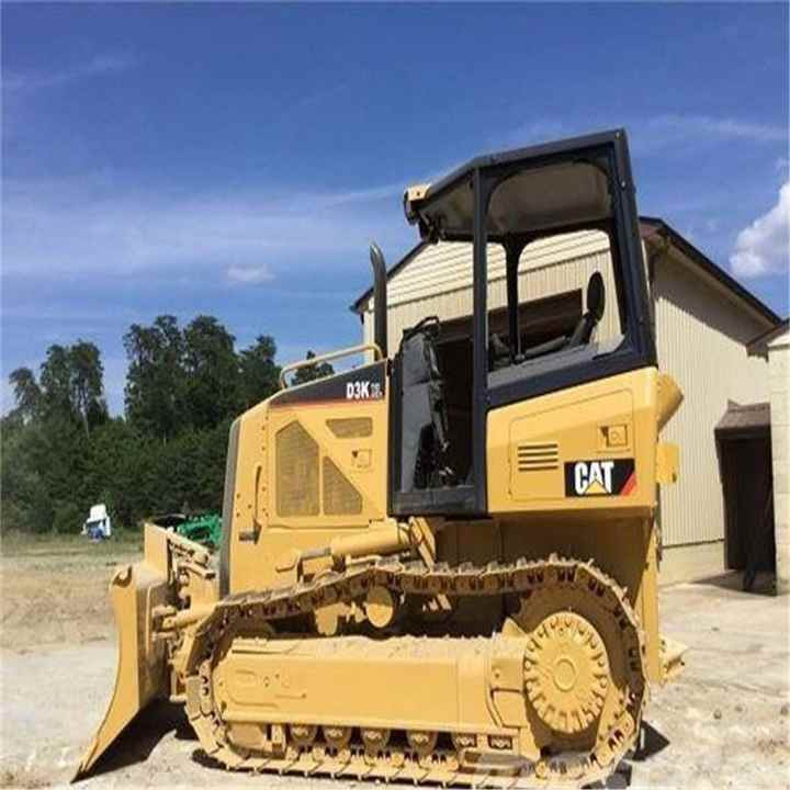 Used Cat D3k Bulldozer , CAT Mini Bulldozer with Ripper , CAT D3c D3k D3g D4h D5h D5g D6h D7g D7h Dozer - بلدوزر: صورة 4 Used Cat D3k Bulldozer , CAT Mini Bulldozer with Ripper , CAT D3c D3k D3g D4h D5h D5g D6h D7g D7h Dozer - بلدوزر: صورة 4