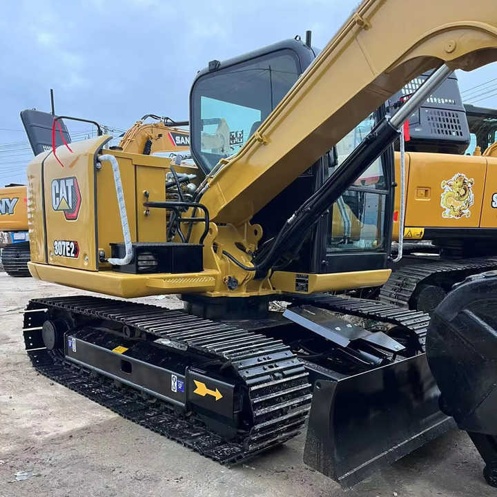 Used Caterpillar CAT 307E2 Crawler Mini Hydraulic Digger Second Hand Cat 307E2 Excavator - حفّار: صورة 1 Used Caterpillar CAT 307E2 Crawler Mini Hydraulic Digger Second Hand Cat 307E2 Excavator - حفّار: صورة 1