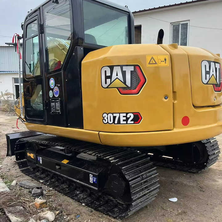 Used Caterpillar CAT 307E2 Crawler Mini Hydraulic Digger Second Hand Cat 307E2 Excavator - حفّار: صورة 1 Used Caterpillar CAT 307E2 Crawler Mini Hydraulic Digger Second Hand Cat 307E2 Excavator - حفّار: صورة 1
