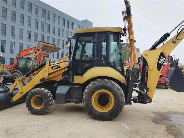 Used Machinery CAT 420F for Sale, Caterpillar Machinery Used Backhoe Loader in Shanghai Used Cat 416 420 Retro Excavator - لودر ذو محراث خلفي/ باكهو: صورة 2 Used Machinery CAT 420F for Sale, Caterpillar Machinery Used Backhoe Loader in Shanghai Used Cat 416 420 Retro Excavator - لودر ذو محراث خلفي/ باكهو: صورة 2