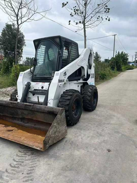 Very Good Machine Used Skid Wheel Loader Bobcat S300 for Sale - شيول صغير: صورة 4 Very Good Machine Used Skid Wheel Loader Bobcat S300 for Sale - شيول صغير: صورة 4