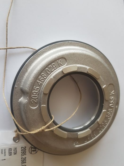 Tłok skrzynia biegów Agrotron Deutz Fahr 2095.268.013 - قطع الغيار - آلات زراعية: صورة 1 Tłok skrzynia biegów Agrotron Deutz Fahr 2095.268.013 - قطع الغيار - آلات زراعية: صورة 1