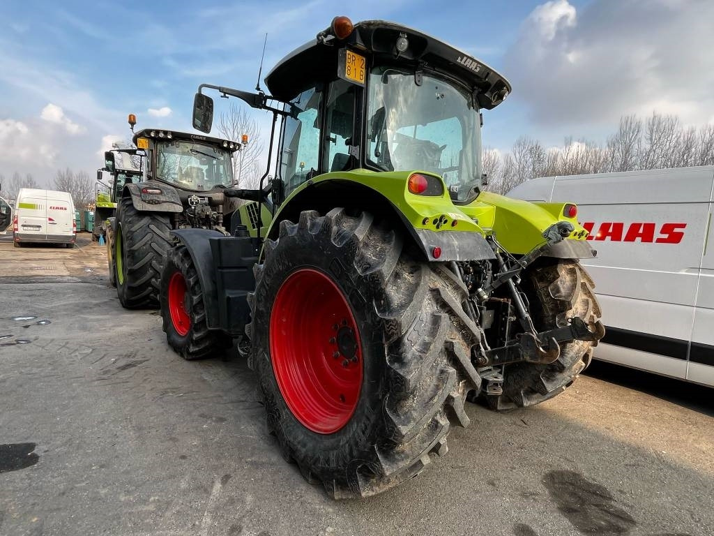 Claas Arion 650 - جرار: صورة 2 Claas Arion 650 - جرار: صورة 2