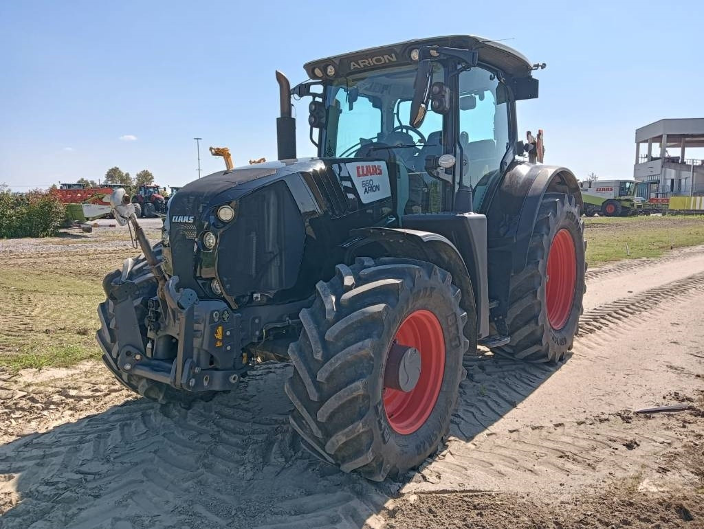 Claas Arion 660 CMATIC - جرار: صورة 3 Claas Arion 660 CMATIC - جرار: صورة 3
