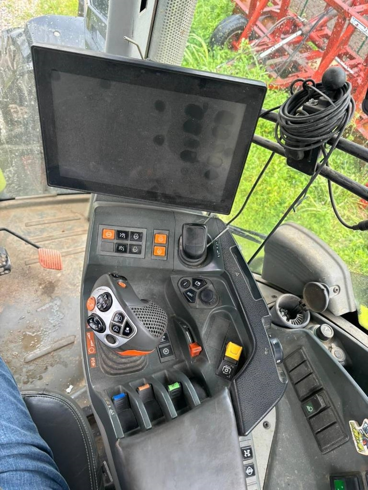 Claas Axion 830 Cmatic - جرار: صورة 2 Claas Axion 830 Cmatic - جرار: صورة 2