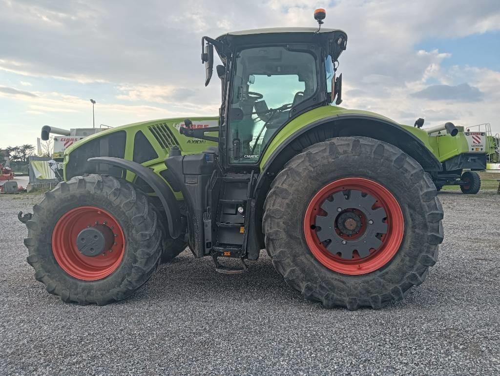 Claas Axion 960 cmatic - جرار: صورة 4 Claas Axion 960 cmatic - جرار: صورة 4