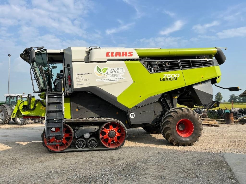 Claas LEXION 7600 TT - حصادة: صورة 4 Claas LEXION 7600 TT - حصادة: صورة 4