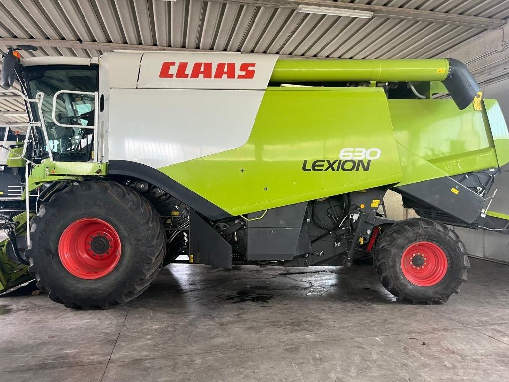 Claas Lexion 630 Montana - حصادة: صورة 1 Claas Lexion 630 Montana - حصادة: صورة 1