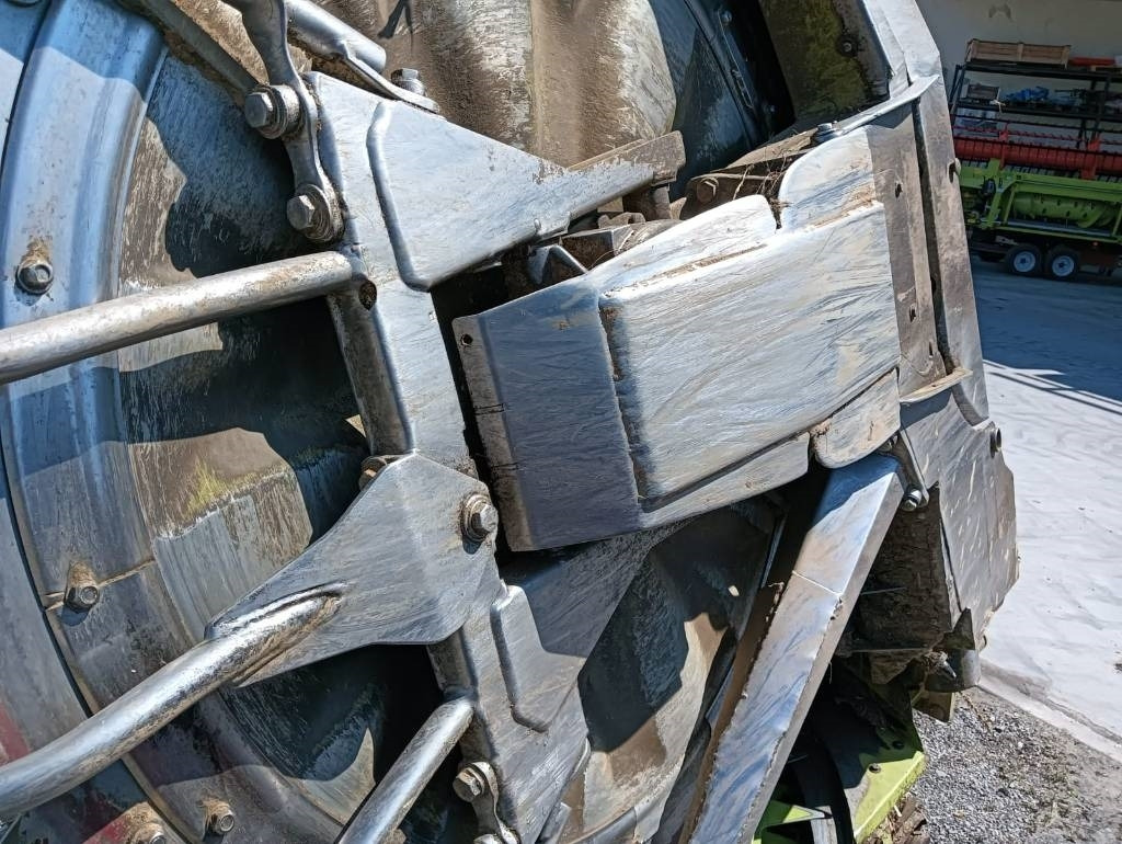 Claas Orbis 600 - ماكينات نشر التبن: صورة 2 Claas Orbis 600 - ماكينات نشر التبن: صورة 2