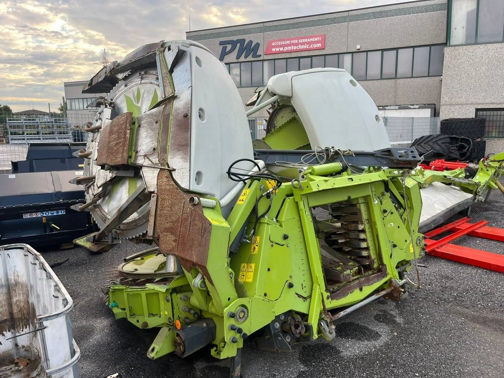 Claas Orbis 600 - ماكينات نشر التبن: صورة 5 Claas Orbis 600 - ماكينات نشر التبن: صورة 5