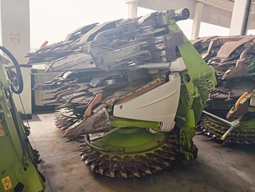 Claas Orbis 750 - ماكينات نشر التبن: صورة 1 Claas Orbis 750 - ماكينات نشر التبن: صورة 1