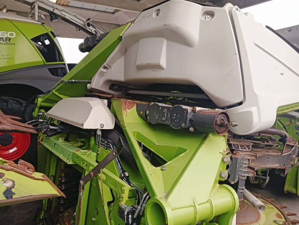 Claas Orbis 750 - ماكينات نشر التبن: صورة 4 Claas Orbis 750 - ماكينات نشر التبن: صورة 4