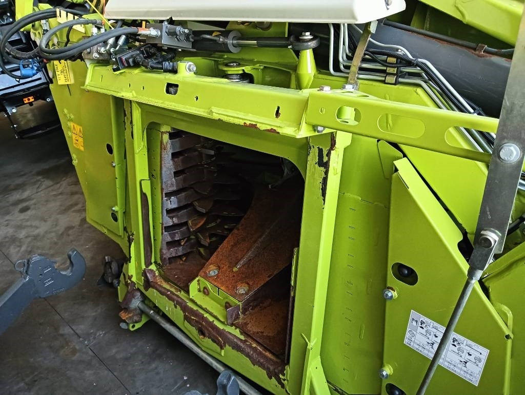 Claas Orbis 750 - ماكينات نشر التبن: صورة 2 Claas Orbis 750 - ماكينات نشر التبن: صورة 2