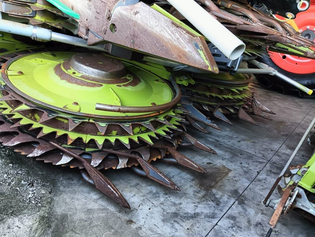 Claas Orbis 750 - ماكينات نشر التبن: صورة 5 Claas Orbis 750 - ماكينات نشر التبن: صورة 5