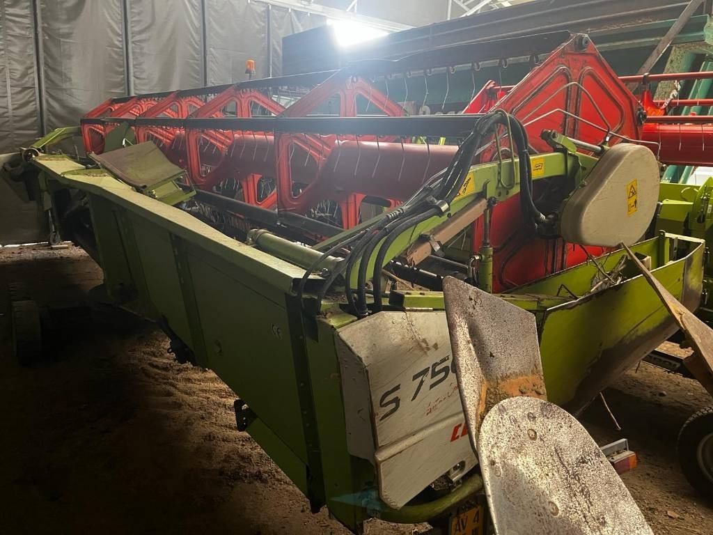Claas S 750 - ملحقات حصادات: صورة 1 Claas S 750 - ملحقات حصادات: صورة 1
