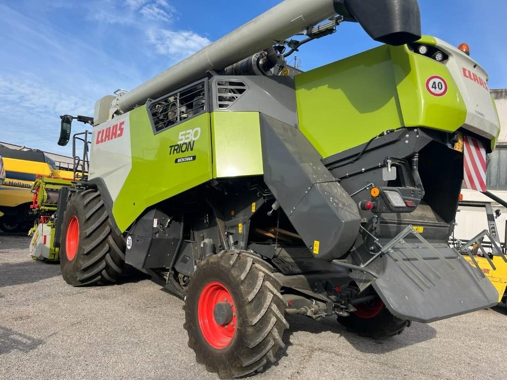 Claas TRION 530 MONTANA - حصادة: صورة 3 Claas TRION 530 MONTANA - حصادة: صورة 3