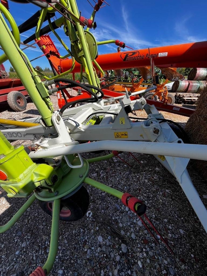 Claas Volto 900 T - نشارة الدريس/ شوكة جرف: صورة 4 Claas Volto 900 T - نشارة الدريس/ شوكة جرف: صورة 4