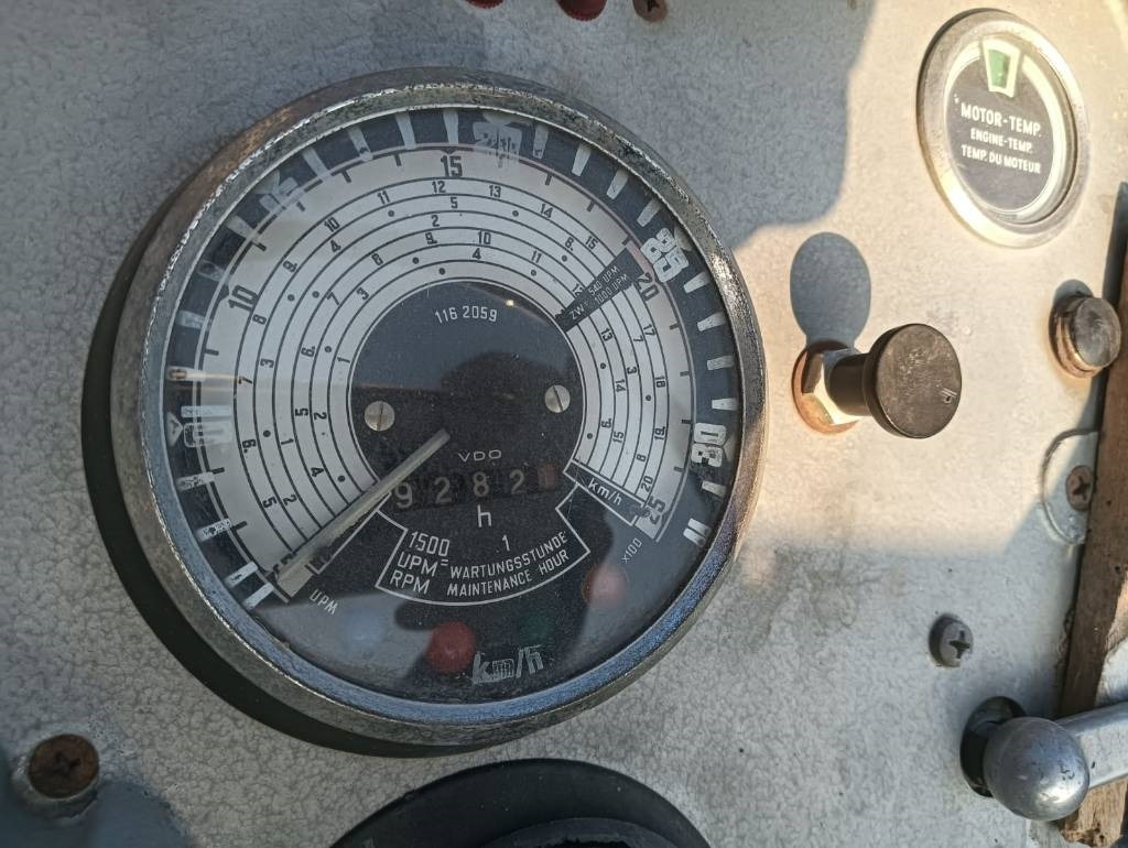 Deutz 8006 - جرار: صورة 5 Deutz 8006 - جرار: صورة 5