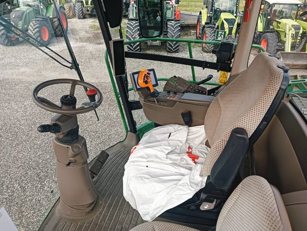 تأجير John Deere 8800  John Deere 8800: صورة 7