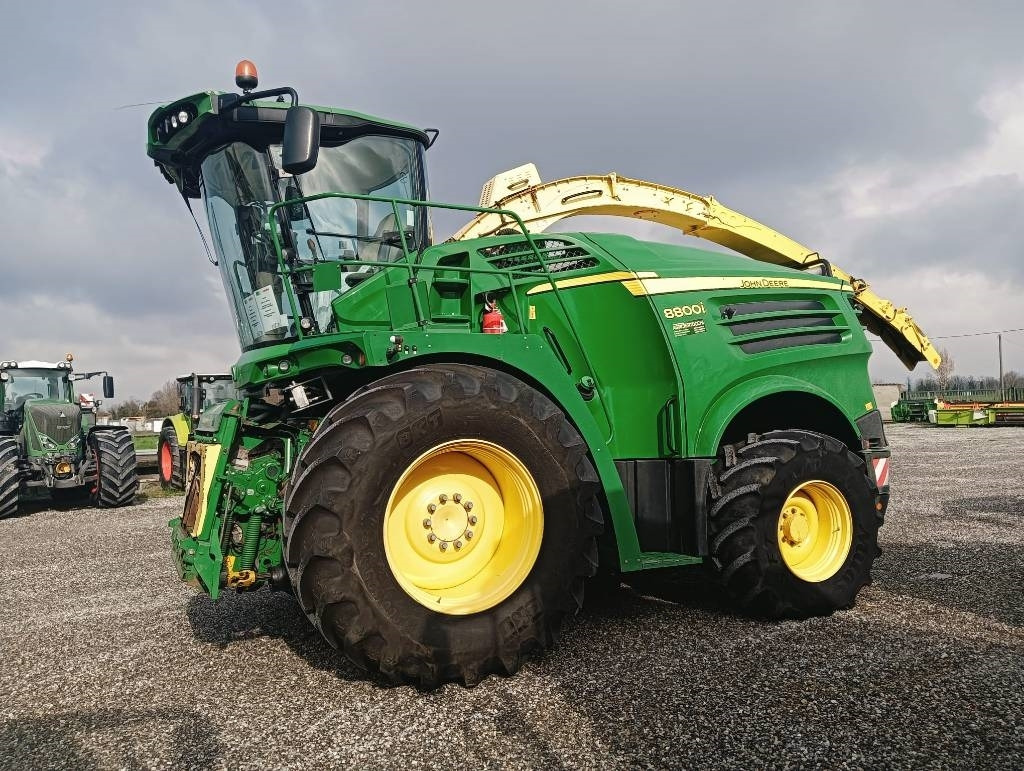 تأجير John Deere 8800  John Deere 8800: صورة 17