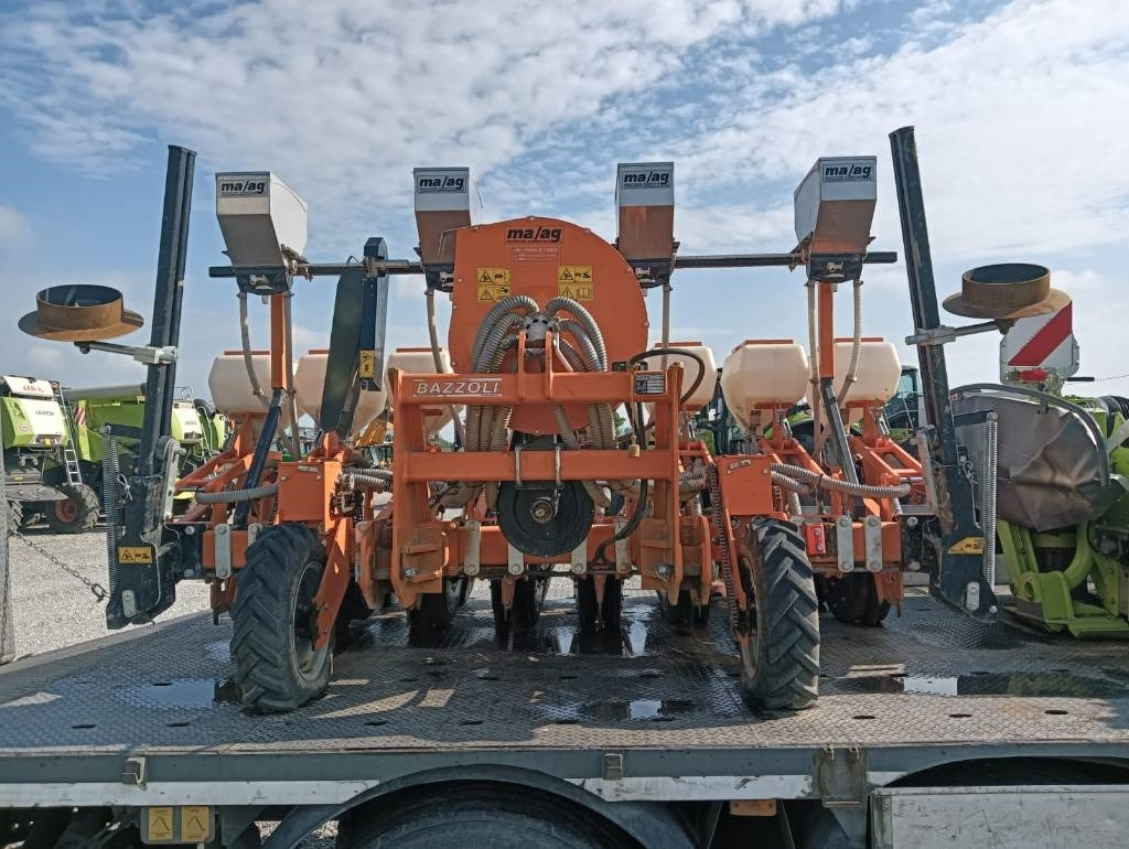 MAAG SDE8TEM - آلة البذر الدقيق: صورة 1 MAAG SDE8TEM - آلة البذر الدقيق: صورة 1