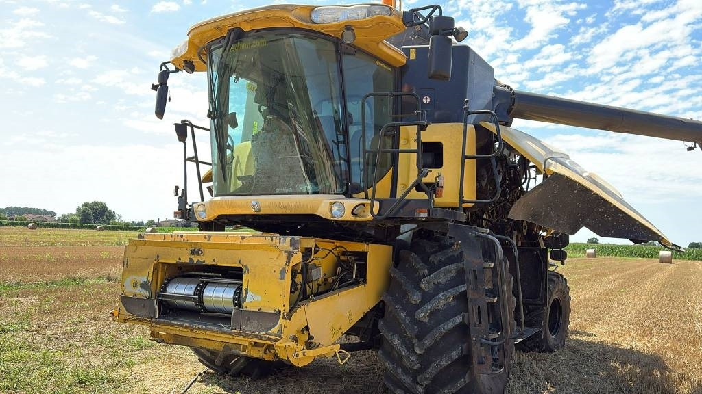 New Holland CR 960 - حصادة: صورة 2 New Holland CR 960 - حصادة: صورة 2