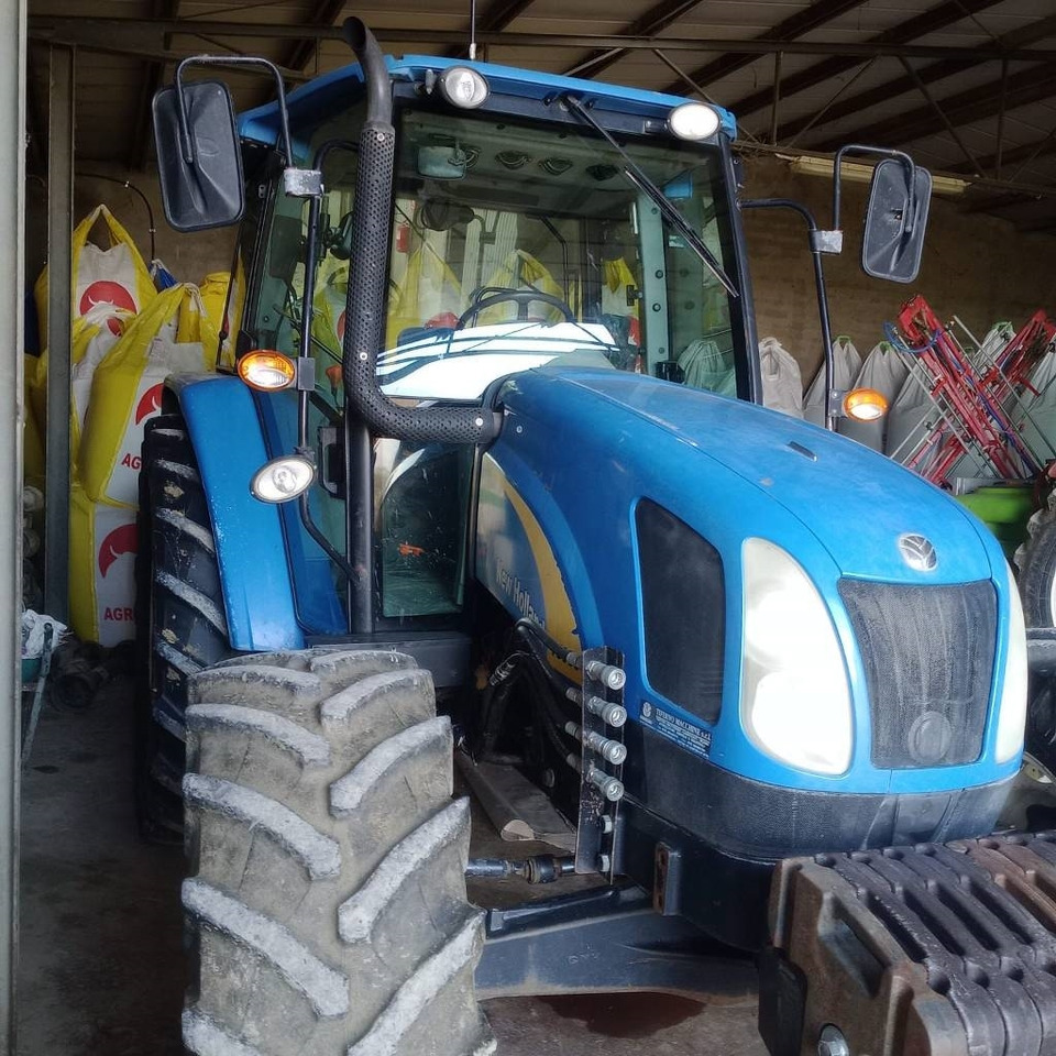 New Holland T 5050 - جرار: صورة 3 New Holland T 5050 - جرار: صورة 3