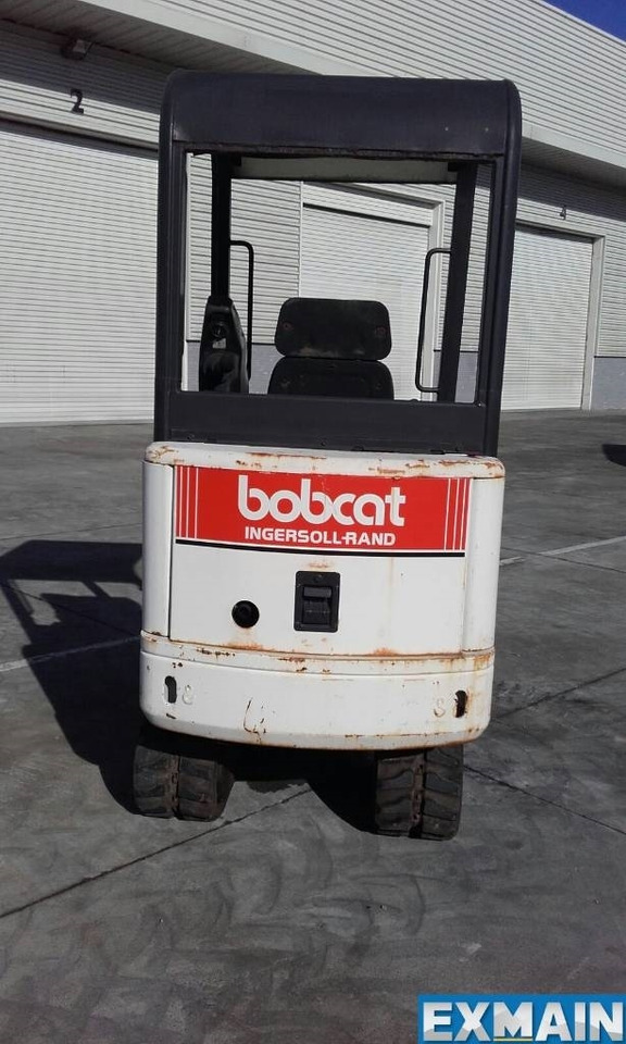 Bobcat X 320 - حفار صغير: صورة 2 Bobcat X 320 - حفار صغير: صورة 2