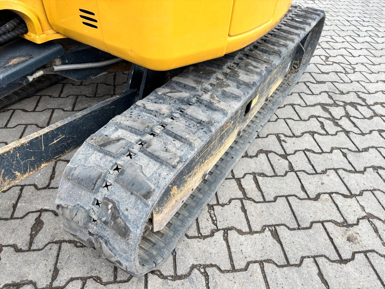 Komatsu PC30MR-3 mit Powertilt - حفار صغير: صورة 3 Komatsu PC30MR-3 mit Powertilt - حفار صغير: صورة 3