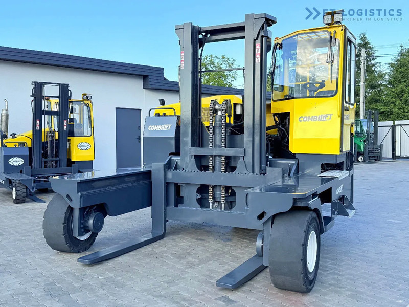 Combilift C14000 / LPG GAS / DUPLEX 3600MM / FREE LIFT / FORK POSITIONER / 1500MM FORKS / LIKE NEW C14000 / LPG GAS / DUPLEX 3600MM / FREE - رافعة شوكية للوصول للأماكن الضيقة ب4 اتجاهات: صورة 2 Combilift C14000 / LPG GAS / DUPLEX 3600MM / FREE LIFT / FORK POSITIONER / 1500MM FORKS / LIKE NEW C14000 / LPG GAS / DUPLEX 3600MM / FREE - رافعة شوكية للوصول للأماكن الضيقة ب4 اتجاهات: صورة 2
