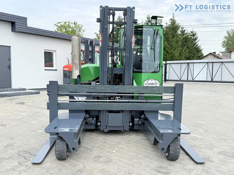 Combilift C3000 / DIESEL / DUPLEX - 4000MM / WIDE FORK POSITIONER 2700MM / FULL HEATED CABIN / ONLY 6905H / CONDITION - LIKE NEW! C3000 / - رافعة شوكية للوصول للأماكن الضيقة ب4 اتجاهات: صورة 4 Combilift C3000 / DIESEL / DUPLEX - 4000MM / WIDE FORK POSITIONER 2700MM / FULL HEATED CABIN / ONLY 6905H / CONDITION - LIKE NEW! C3000 / - رافعة شوكية للوصول للأماكن الضيقة ب4 اتجاهات: صورة 4