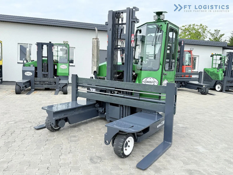 Combilift C3000 / DIESEL / DUPLEX - 4000MM / WIDE FORK POSITIONER 2700MM / FULL HEATED CABIN / ONLY 6905H / CONDITION - LIKE NEW! C3000 / - رافعة شوكية للوصول للأماكن الضيقة ب4 اتجاهات: صورة 3 Combilift C3000 / DIESEL / DUPLEX - 4000MM / WIDE FORK POSITIONER 2700MM / FULL HEATED CABIN / ONLY 6905H / CONDITION - LIKE NEW! C3000 / - رافعة شوكية للوصول للأماكن الضيقة ب4 اتجاهات: صورة 3
