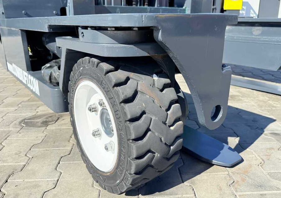 Combilift C3000 / DIESEL / DUPLEX - 4100MM / FREE-LIFT / CABIN / LIKE-NEW - رافعة شوكية للوصول للأماكن الضيقة ب4 اتجاهات: صورة 3 Combilift C3000 / DIESEL / DUPLEX - 4100MM / FREE-LIFT / CABIN / LIKE-NEW - رافعة شوكية للوصول للأماكن الضيقة ب4 اتجاهات: صورة 3
