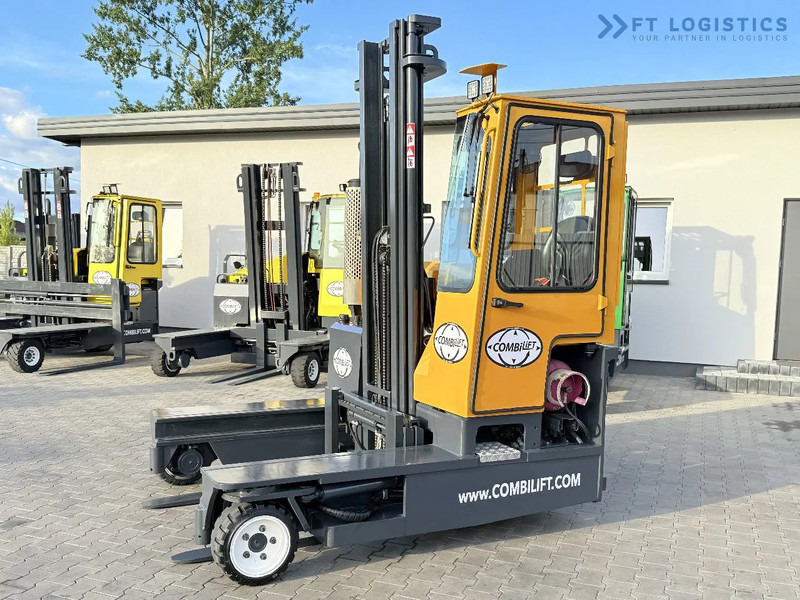 Combilift C3000 / GAS / DUPLEX 4500MM / ONLY 3096 HOURS / FORK SIDE SHIFT / FULL CABIN / EXCELLENT CONDITION / Wide range of four-way and - رافعة شوكية للوصول للأماكن الضيقة ب4 اتجاهات: صورة 2 Combilift C3000 / GAS / DUPLEX 4500MM / ONLY 3096 HOURS / FORK SIDE SHIFT / FULL CABIN / EXCELLENT CONDITION / Wide range of four-way and - رافعة شوكية للوصول للأماكن الضيقة ب4 اتجاهات: صورة 2