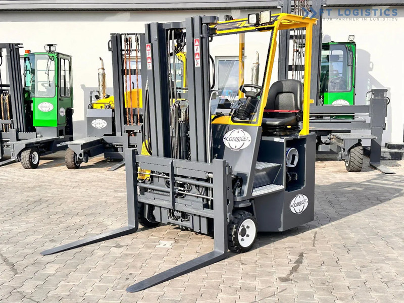 Combilift C3000CB / LPG / TRIPLEX / 4900MM / FREE LIFT / POSITIONER / LIKE NEW C3000CB / LPG / TRIPLEX / 4900MM / FREE LIFT / POSITIONER / - رافعة شوكية للوصول للأماكن الضيقة ب4 اتجاهات: صورة 4 Combilift C3000CB / LPG / TRIPLEX / 4900MM / FREE LIFT / POSITIONER / LIKE NEW C3000CB / LPG / TRIPLEX / 4900MM / FREE LIFT / POSITIONER / - رافعة شوكية للوصول للأماكن الضيقة ب4 اتجاهات: صورة 4