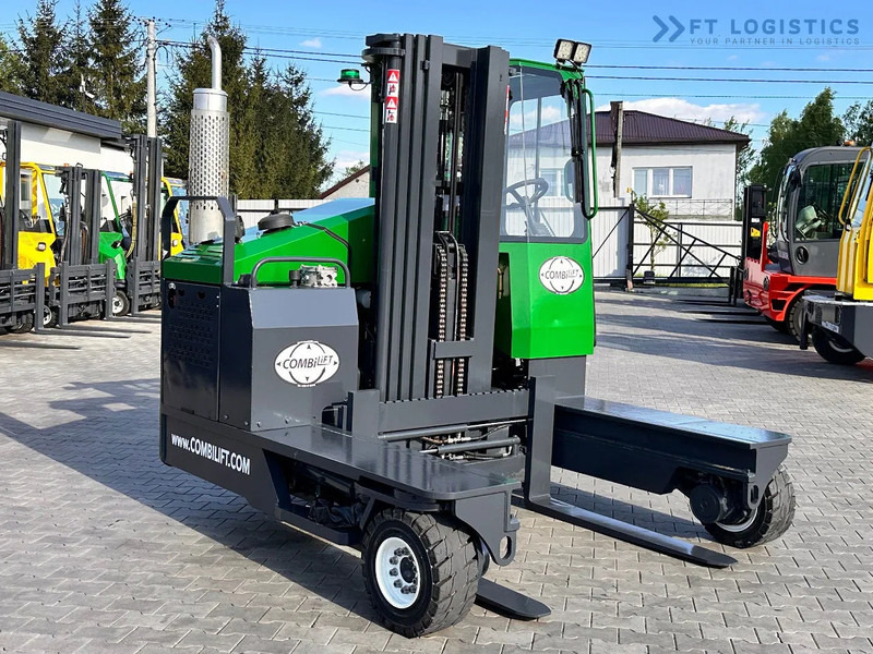 Combilift C4000 / TRIPLEX / 4900MM / LPG / FREE LIFT / FORK SHIFT / LIKE NEW C4000 / TRIPLEX / 4900MM / LPG / FREE LIFT / FORK SHIFT / LIK - رافعة شوكية للوصول للأماكن الضيقة ب4 اتجاهات: صورة 4 Combilift C4000 / TRIPLEX / 4900MM / LPG / FREE LIFT / FORK SHIFT / LIKE NEW C4000 / TRIPLEX / 4900MM / LPG / FREE LIFT / FORK SHIFT / LIK - رافعة شوكية للوصول للأماكن الضيقة ب4 اتجاهات: صورة 4