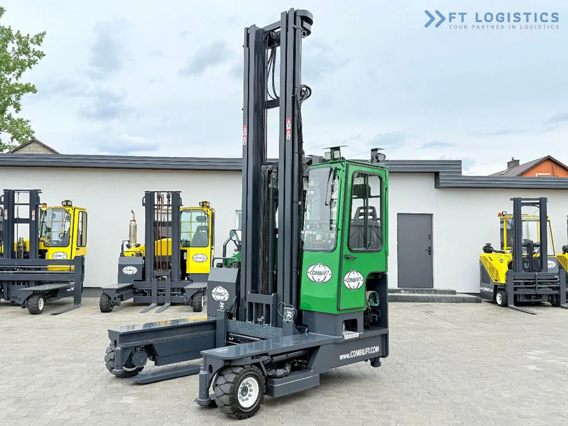 Combilift C4000 / TRIPLEX / 9300MM / FREE LIFT / POSITIONER / GAS / CABIN C4000 / TRIPLEX / 9300MM / FREE LIFT / POSITIONER / GAS / CABIN - رافعة شوكية للوصول للأماكن الضيقة ب4 اتجاهات: صورة 2 Combilift C4000 / TRIPLEX / 9300MM / FREE LIFT / POSITIONER / GAS / CABIN C4000 / TRIPLEX / 9300MM / FREE LIFT / POSITIONER / GAS / CABIN - رافعة شوكية للوصول للأماكن الضيقة ب4 اتجاهات: صورة 2